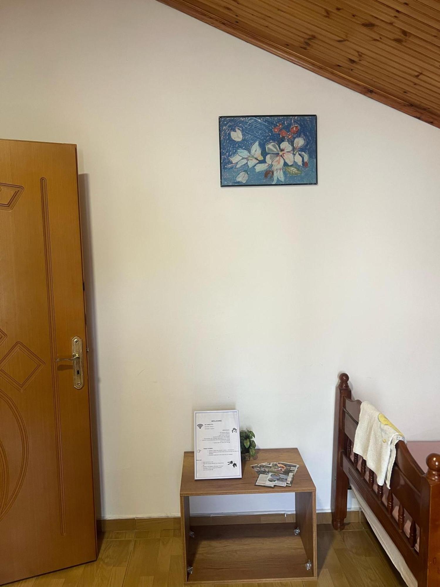 Happy Corner Guest House Shkodër Eksteriør billede