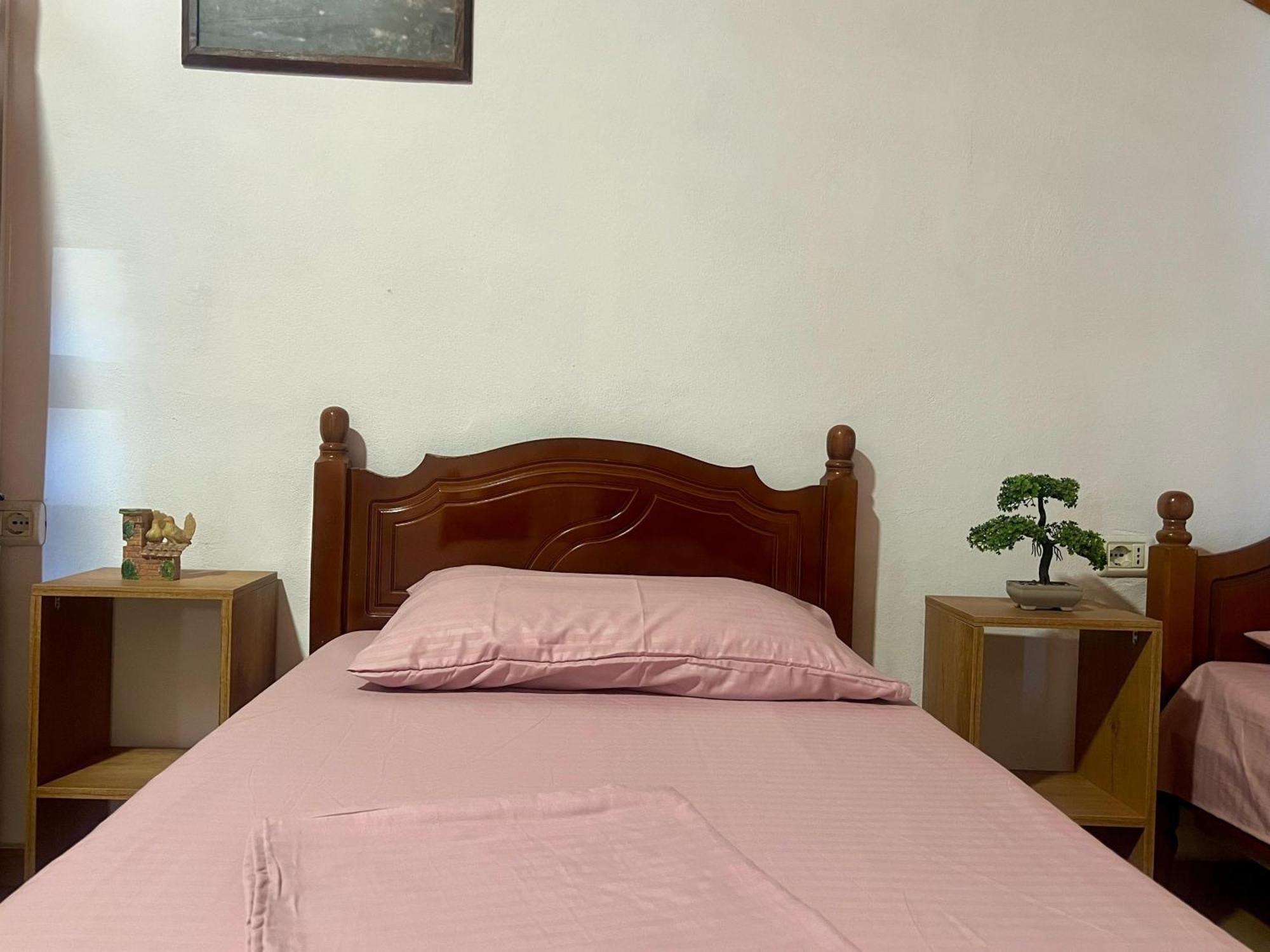 Happy Corner Guest House Shkodër Eksteriør billede